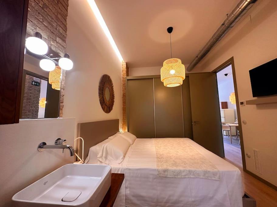 Tradicional Casa Con Patio Ruzafa Lejlighed Valencia Eksteriør billede